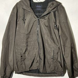 Men's Nomad Jacket Size Large